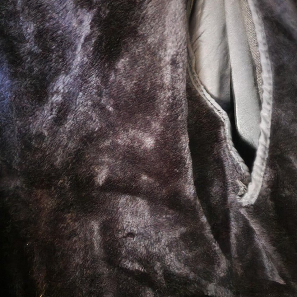 Heavy Black Leather Lined Jacket - image 7